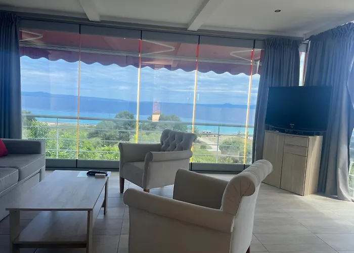 The House - & (adults Only) Πανσιόν