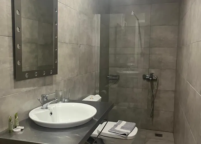 The House - & (adults Only) Πανσιόν 3*