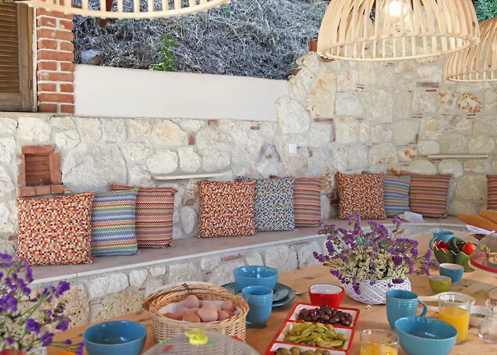 Πανσιόν The House - & (adults Only)