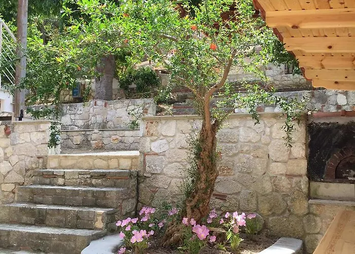 Πανσιόν The House - & (adults Only)