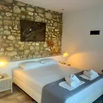 The House - & (adults Only) Penzion