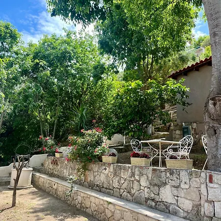 The House - & (adults Only) Gasthof Áfitos