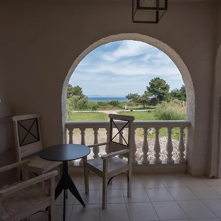 The House - & (adults Only) 3*