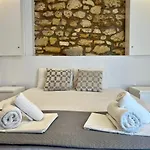 The House - & (adults Only) Áfitos
