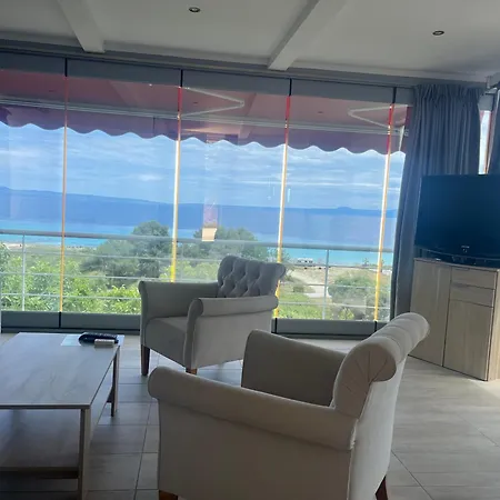 The House - & (adults Only) Гостевой дом