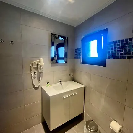 The House - & (adults Only) Гостевой дом 3*