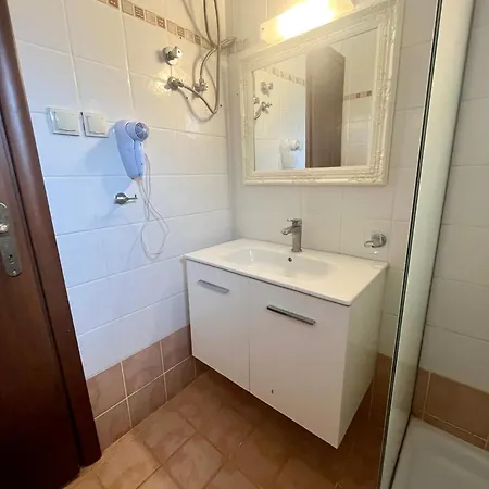 The House - & (adults Only) Гостевой дом Афитос