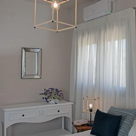 The House - & (adults Only) Гостевой дом 3*