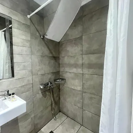 The House - & (adults Only) Áfitos