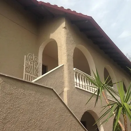 Гостевой дом The House - & (adults Only) 3*