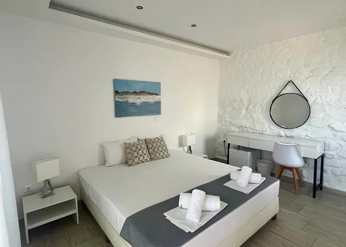 The House - & (adults Only) 3*